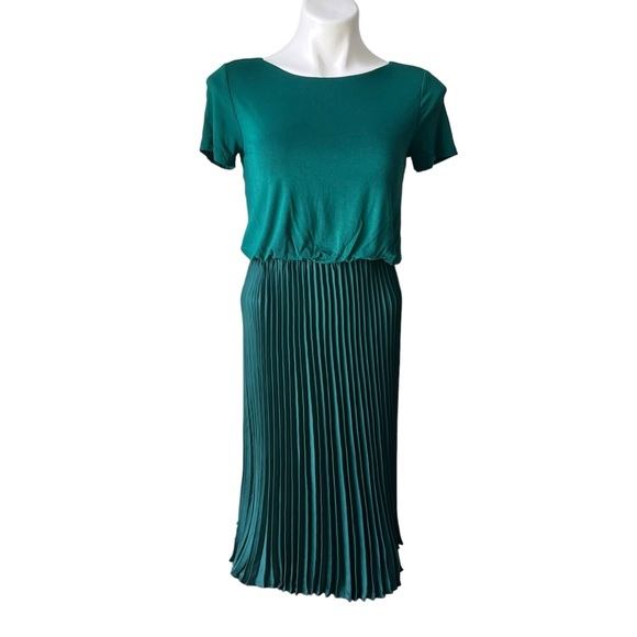 Loft Mixed Media Pleated Dress, Sz 2P - Picture 8 of 13